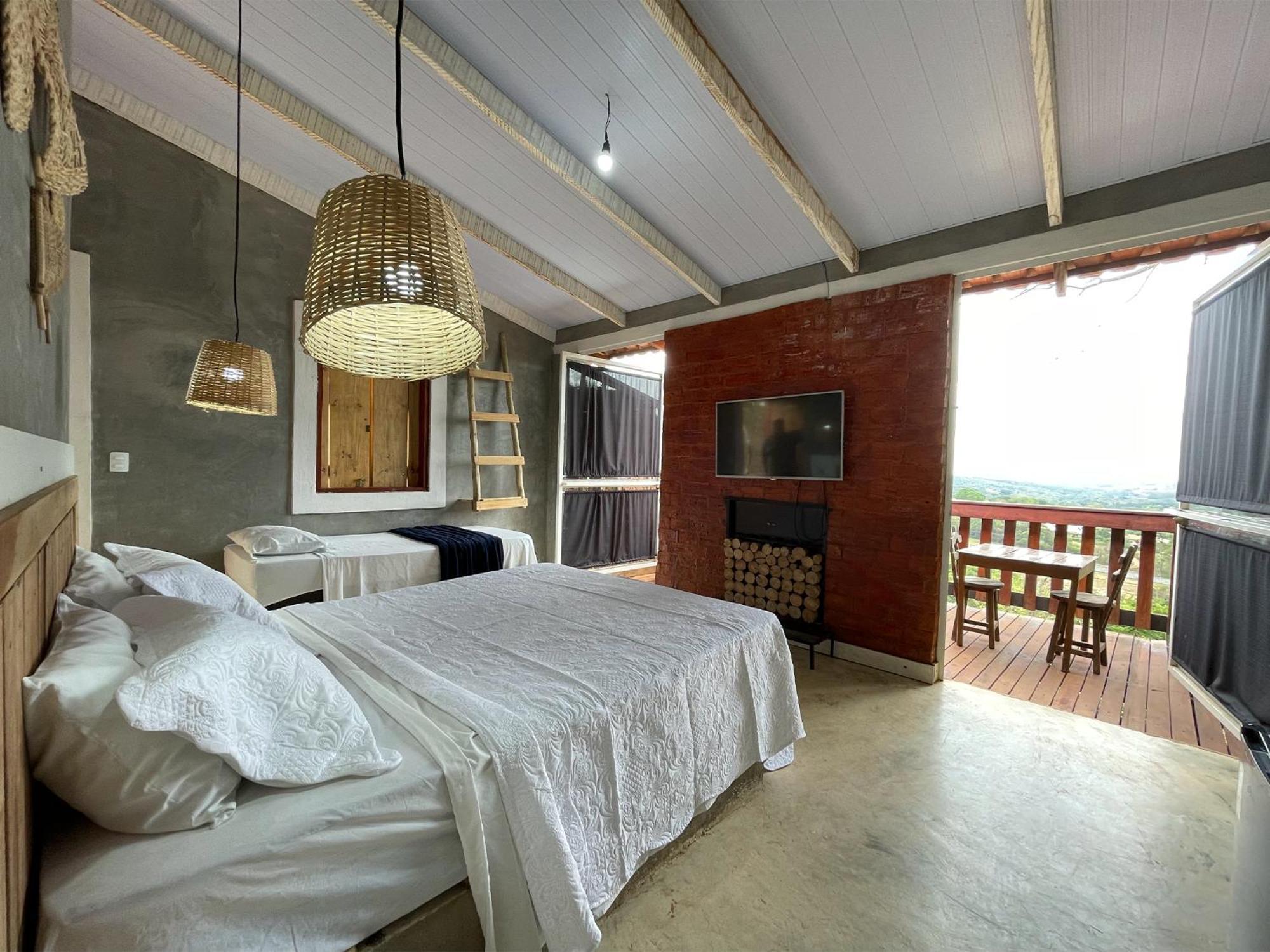 Ranchos 30 Hotel Fazenda Hidrolandia  Eksteriør billede