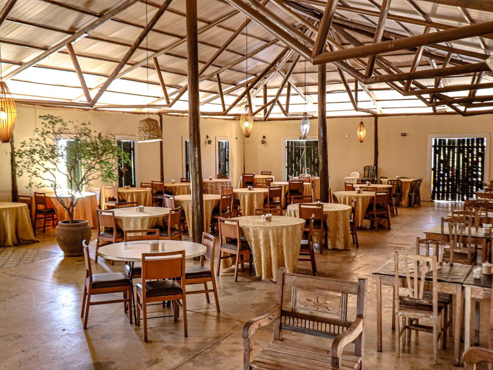 Ranchos 30 Hotel Fazenda Hidrolandia  Eksteriør billede