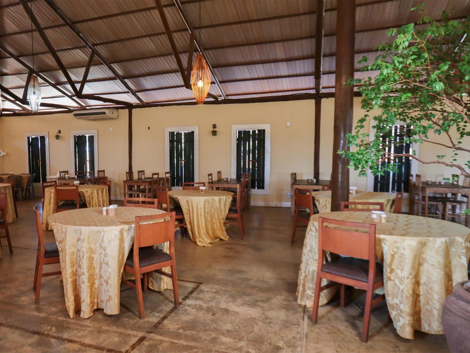 Ranchos 30 Hotel Fazenda Hidrolandia  Eksteriør billede