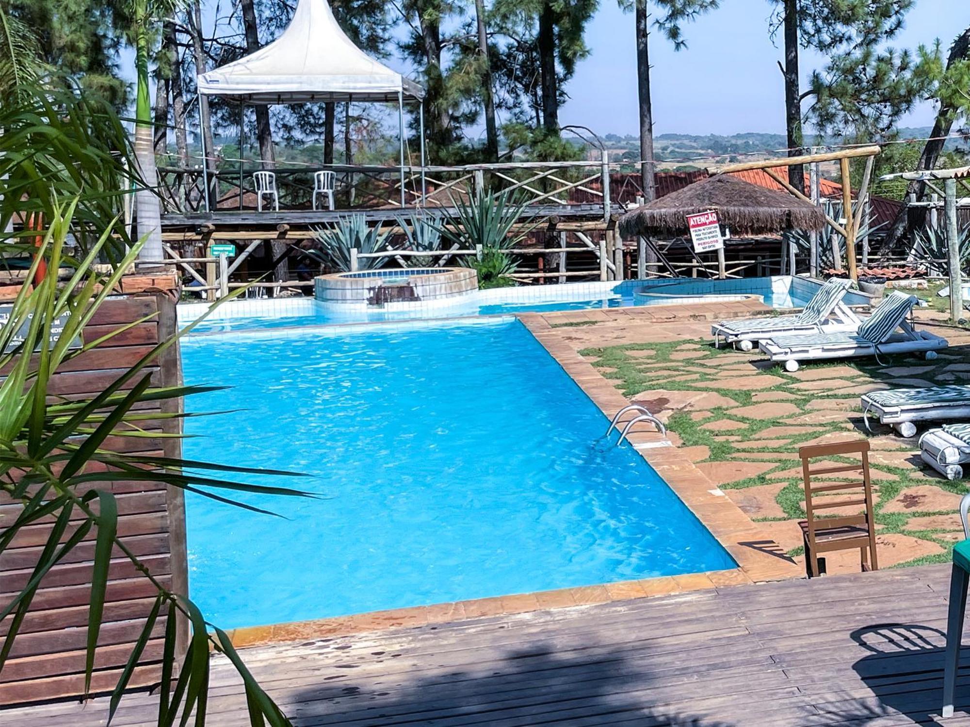 Ranchos 30 Hotel Fazenda Hidrolandia  Eksteriør billede